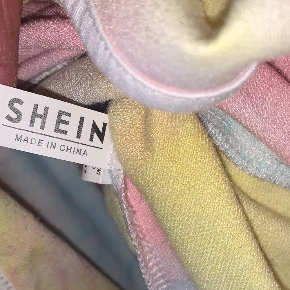 SHEIN Pastel Tie-Dye Fabric - Picture 2 of 15